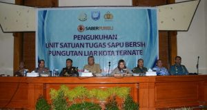 Tim Saber Pungli Dikukuhkan Walikota Ternate