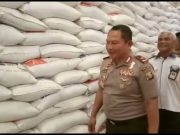 Jelang Puasa Kapolda Kunjungi Bulog dan KSOP Pelabuhan Ahmad Yani