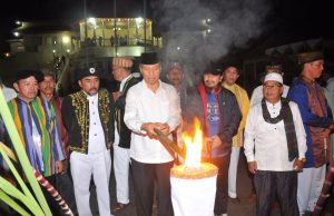 Ela-ela Tradisi Bakar Lampu di Malam Lailatul Qadar