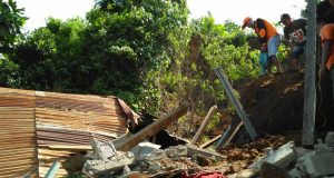 Longsor, Dua Orang Tewas