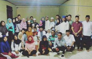 HMPS Komunikasi UMMU Berbagi dengan Anak Yatim Al-Takwa