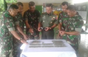 Senjata dan Ratusan Amunisi di Serahkan Warga