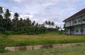 Proyek Lapangan Gawang Sedang Mangkrak, Komisi III DPRD Halbar Berang