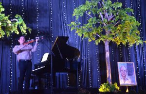 Konser Musik Klasik Iskandar Widjaya Pukau Ratusan Mata di Duafa Center Ternate