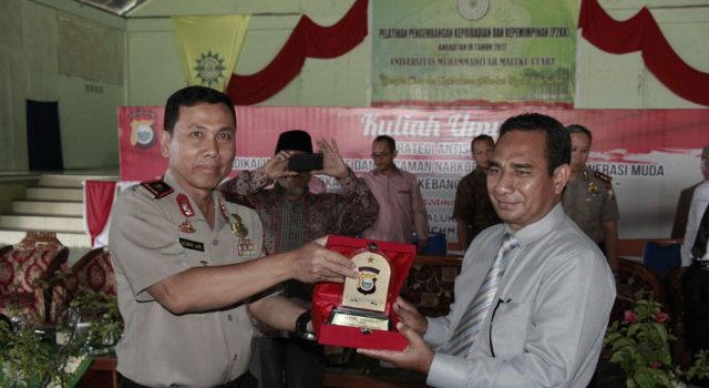 Tangkal Radikalisme dan Narkotika Kapolda Berikan Kuliah Umum kepada Mahasiswa Ummu
