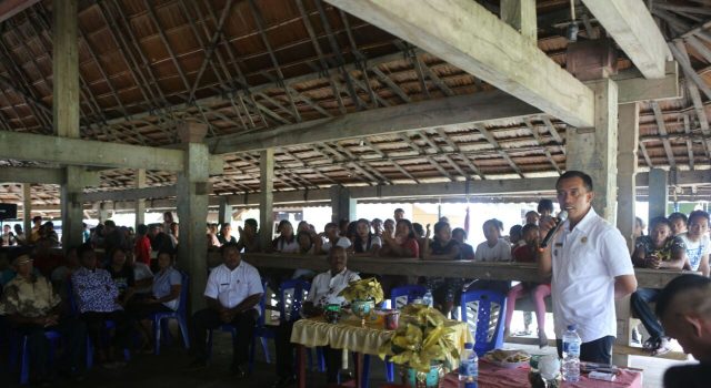 Wabup Halbar Dan Danyon Reider Khusus 732 Banau Selesaikan Persoalan di Desa Taraudu