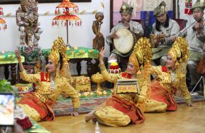 Pertunjukan Budaya Kepri Pukau Komunitas Diplomatik Mesir