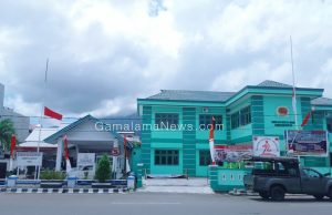 Menghormati Jasa Pahlawan Revolusi Korem 152 Babullah Kibarkan Bendera Setengah Tiang