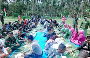 Makan Patita dan Atraksi Yong Moo Do Meriahkan HUT TNI di Lokasi TMMD ke 100