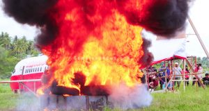 Antisipasi Kecelakaan Pesawat, Otoritas Bandara Sultan Babullah Gelar Simulasi Penyelamatan