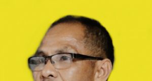 Ferdelina Molle : Samad Diberhentikan Sementara Dari Golkar