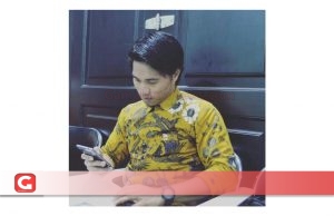 Sarjana Lahir dari Sebuah Ironi