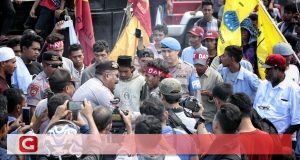 Momentum May Day, Mahasiswa Malut Minta Jokowi Batalkan Kepres Nomor 20 tahun 2018