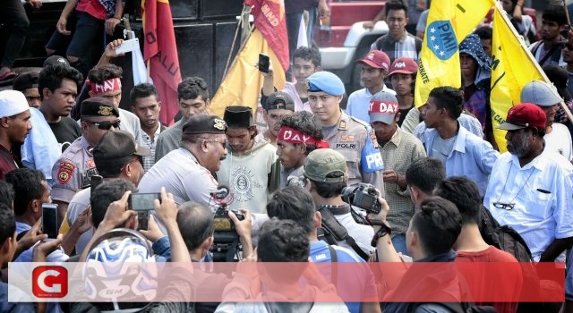 Momentum May Day, Mahasiswa Malut Minta Jokowi Batalkan Kepres Nomor 20 tahun 2018
