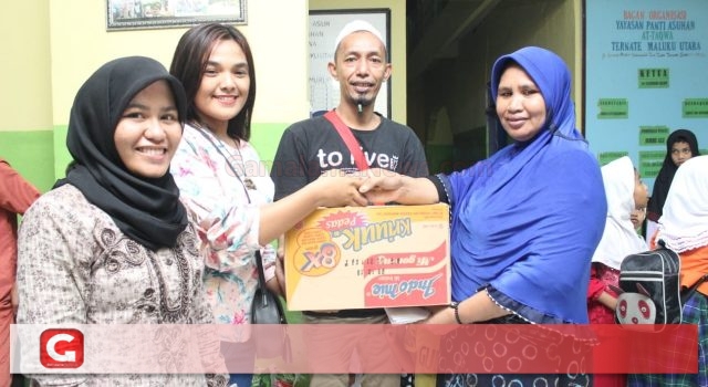 Scooteris Malut Berburu Berkah Ramadan