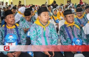 450 Jamaah Calon Haji Diberangkatkan ke Emberkasi Makasar