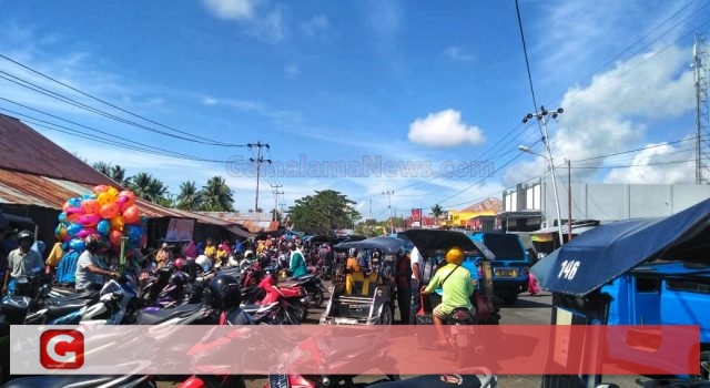 H-1 Idul Adha 1439 H Pasar Gosalaha Dipadati Pengunjung
