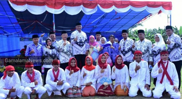 Wawali Tidore Hadiri HUT PGRI di Oba Selatan