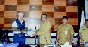 Wawali Tidore Terima Dokumen Pembangunan Pelabuhan Kapal Pesiar