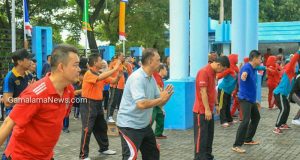 Senam Bersama untuk Membangun Sinergitas Tiga Pilar