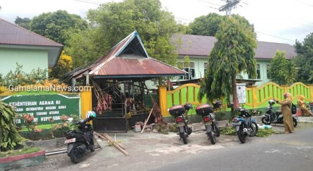 Sekolah Tempat Almarhumah Aulia Menimba Ilmu, Dipalang dan Dirusaki