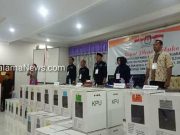 Hujan Interupsi Saksi Warnai Pelaksanaan Pleno Rekapitulasi Tingkat KPUD Halmahera Utara