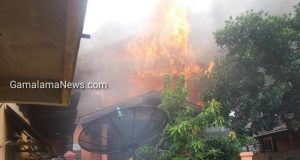 Rumah Terbakar, Salah Satu Penghuni Rumah Dilarikan Ke RSUD