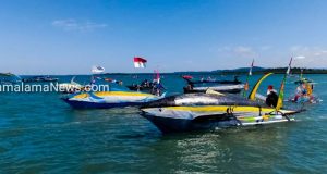 Dibuka dengan Resmi, 104 Peserta Lomba Perahu Hias Perebutkan Hadiah Uang Tunai Total 100 Juta