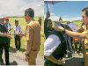 Tiba di Bandara, Menteri Pariwisata Disambut Bupati Morotai