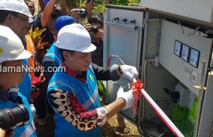 Jelang HUT RI ke 74, Warga Empat Desa di Halmahera Barat Nikmati Listrik