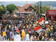 Demo di Kantor DPRD Ternate, Satu Orang Mahasiswa Terluka