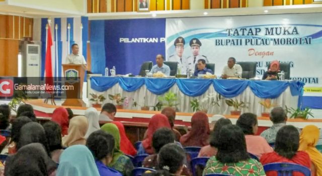 Benny Laos Janji Berangkatkan Guru Teladan ke Mekkah dan Yerusalem