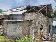 Akibat Angin Kencang, Sejumlah Rumah Milik Warga Bere-bere Rusak