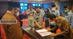 Sekretaris Daerah Provinsi Maluku Utara Lantik 37 Pejabat Eselon III dan IV