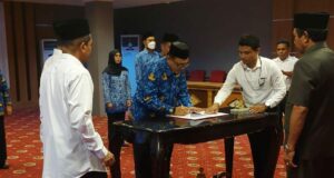 Rombak Manajemen BLUD RSUD CB, Pemprov Malut Lantik Delapan Pejabat Baru