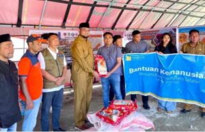 Cuaca Ekstrem di Halsel, Harita Salurkan Bantuan Untuk Warga Terdampak